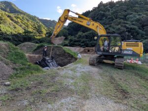 PXL_20250927_064459478_