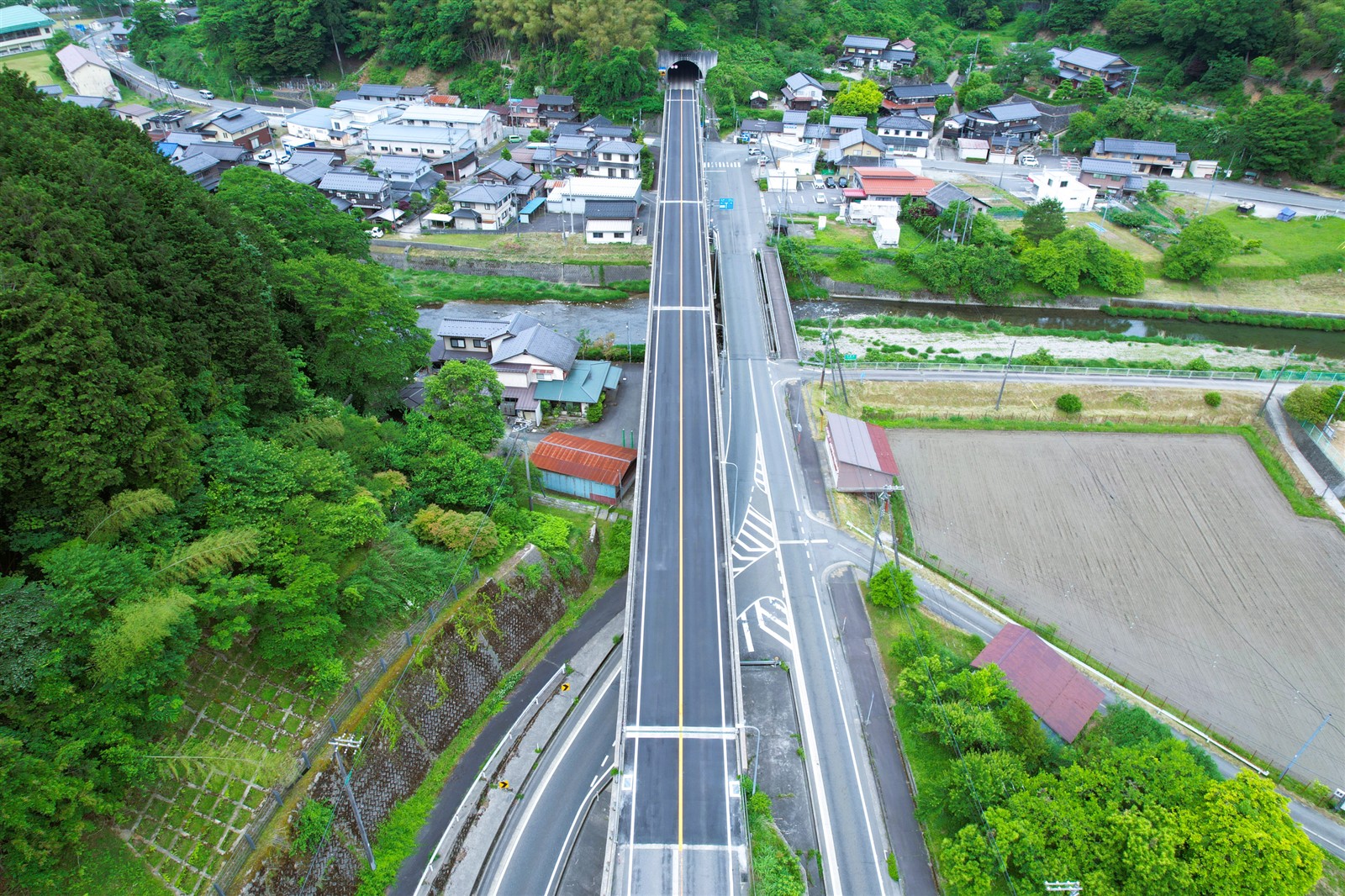 国）178号森本高架橋橋梁補修工事（その4） – 株式会社 中川工務店